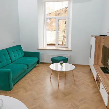 Modern Flat By Lukiskiu Square Vilnius Exterior photo